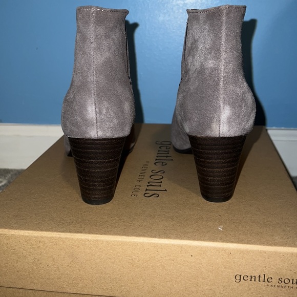 NIB booties - Picture 3 of 7
